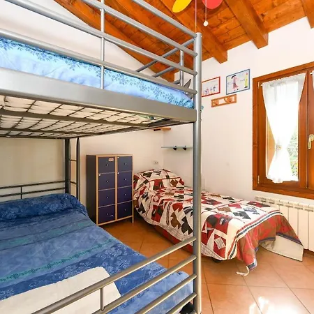 Holiday home Maison Laura