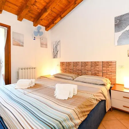 Maison Laura Holiday home Manerba del Garda